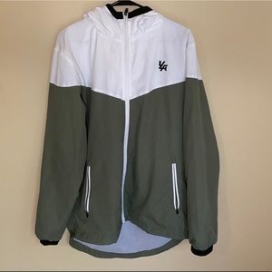 Young La windbreaker